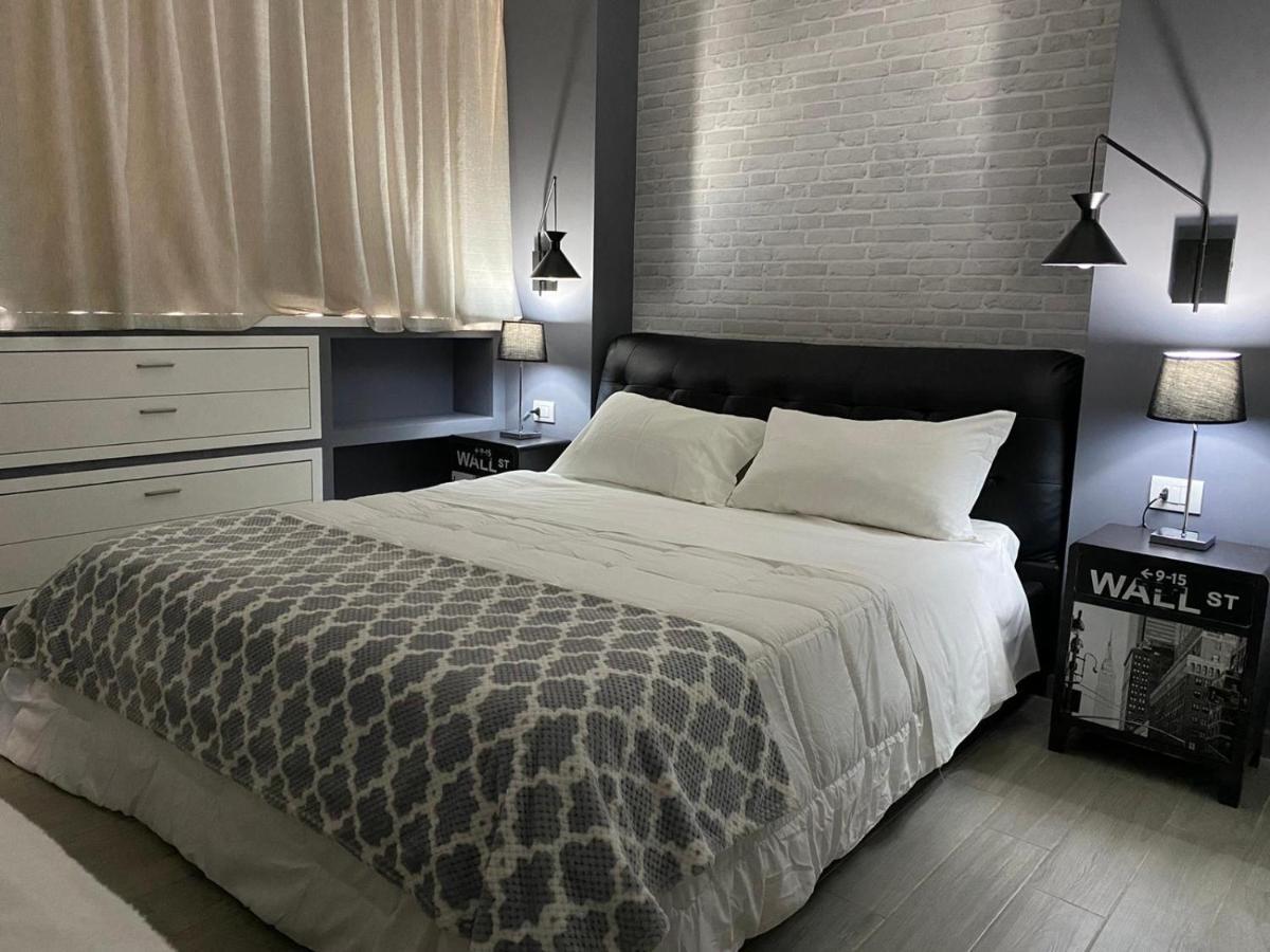 2B Fifteen Floor Suite Napoli Extérieur photo