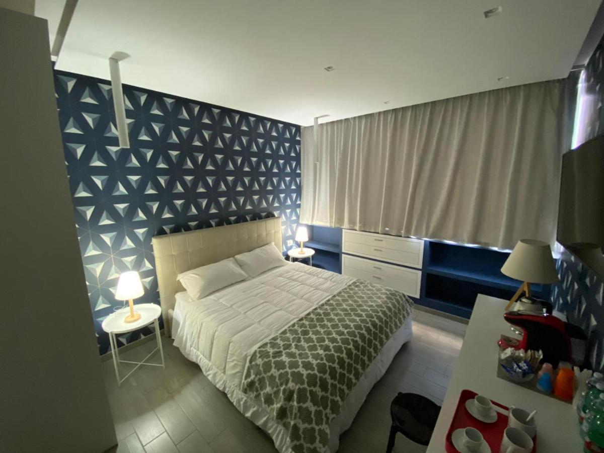 2B Fifteen Floor Suite Napoli Extérieur photo